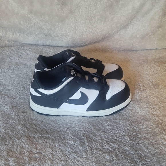 Nike Dunks 10c - Picture 2 of 5